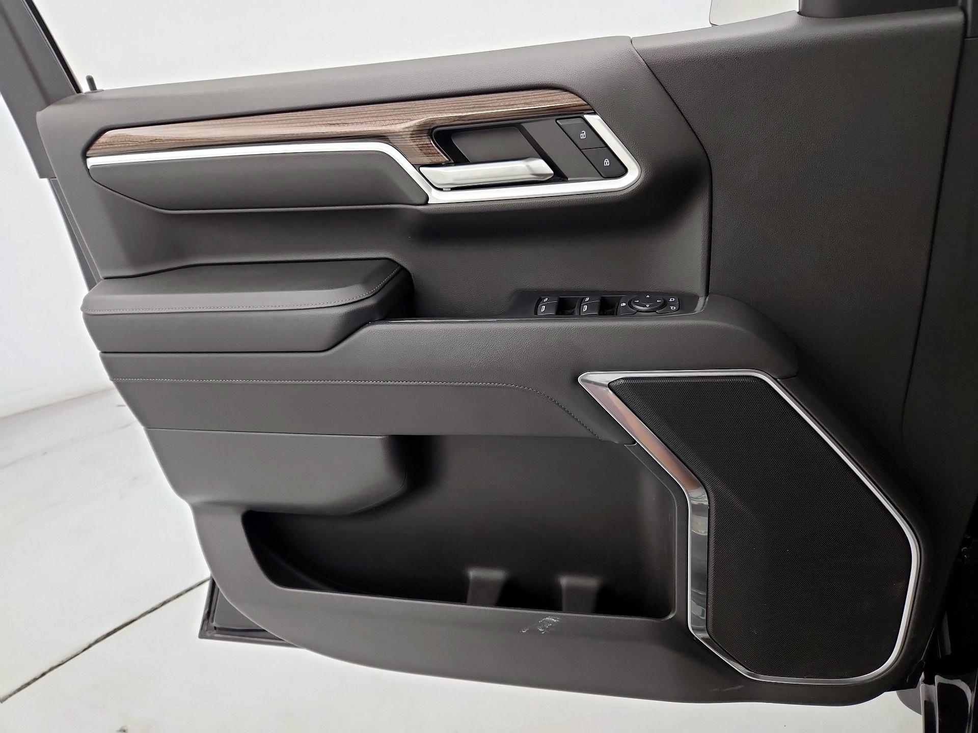 Thumbnail: 2024 Chevrolet Silverado 1500 - 12
