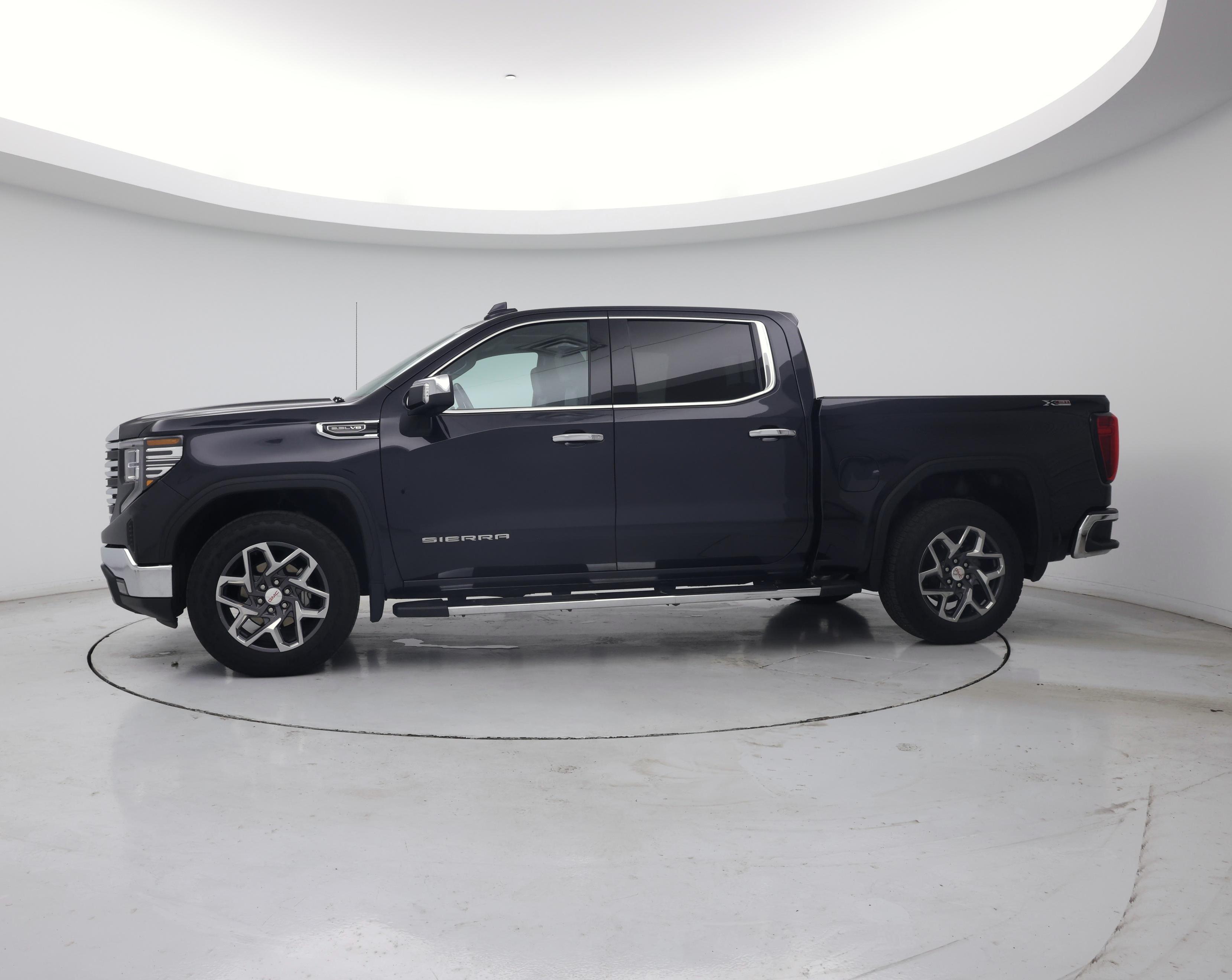 Thumbnail: 2023 GMC Sierra 1500 - 3