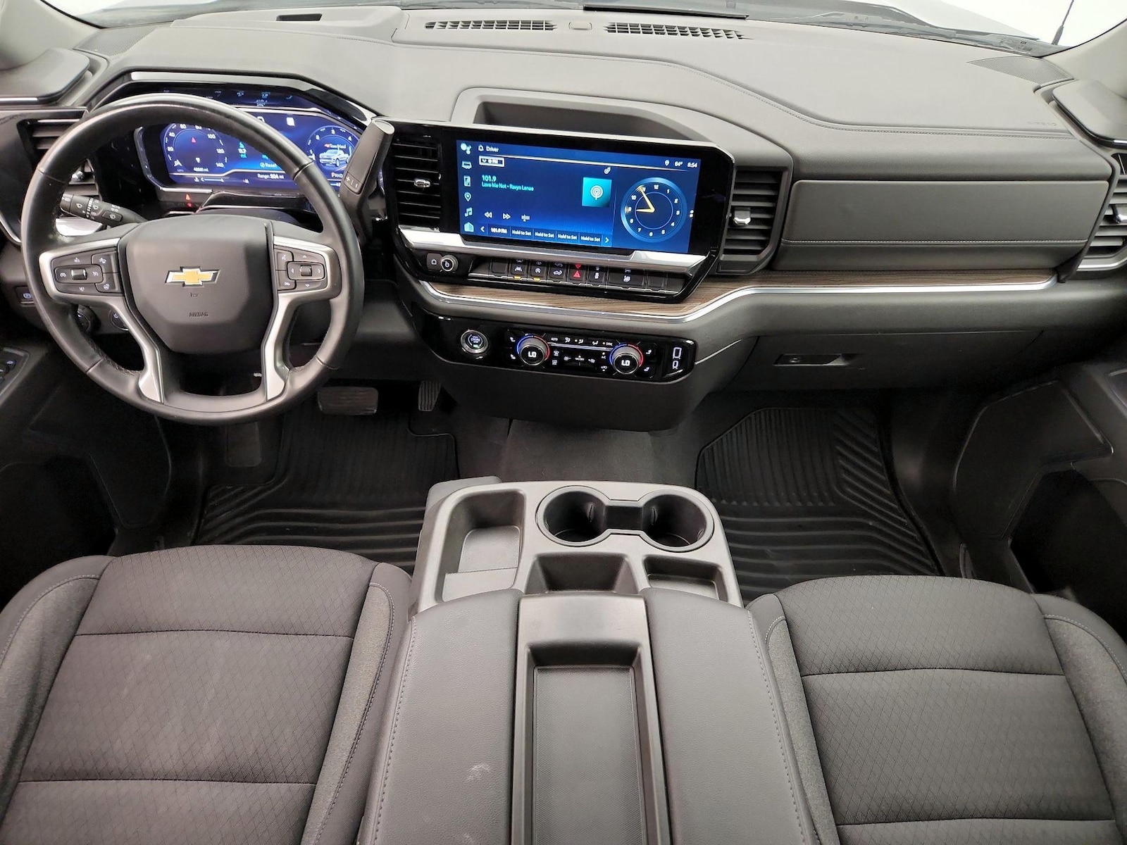 2023 Chevrolet Silverado 1500 LT - Photo 10