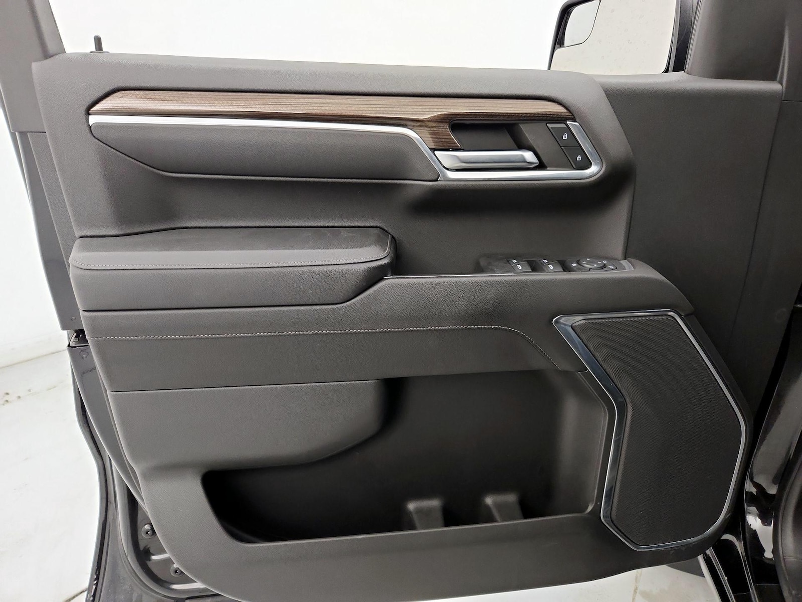 2023 Chevrolet Silverado 1500 LT - Photo 13