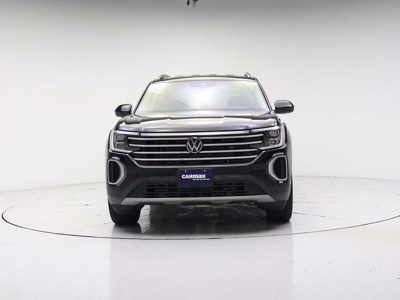 2025 Volkswagen Atlas SE w/Tech - Photo 6