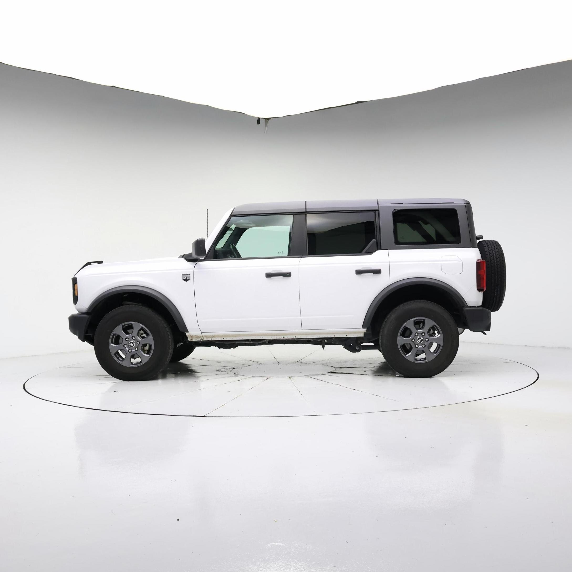 Thumbnail: 2025 Ford Bronco - 3