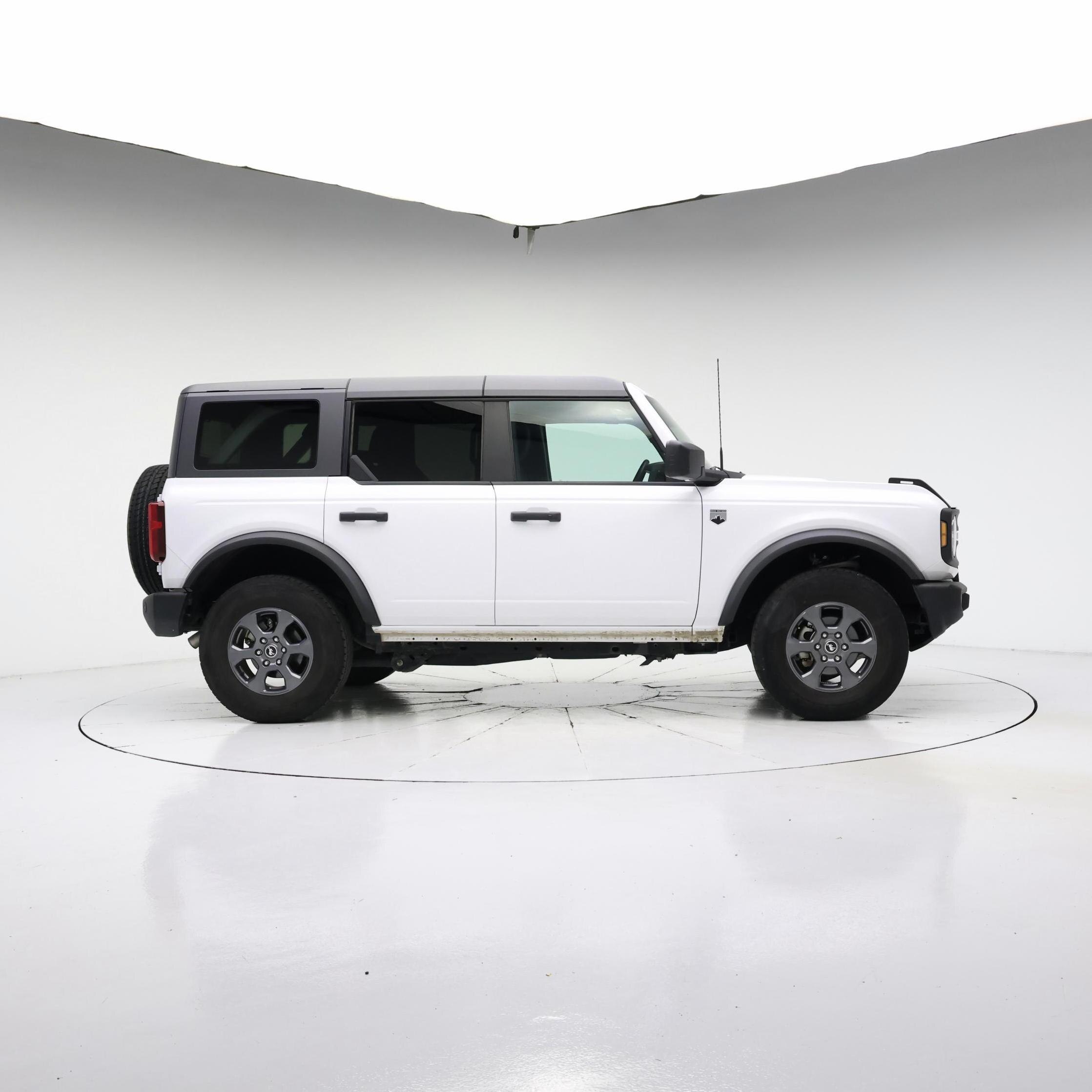 Thumbnail: 2025 Ford Bronco - 7