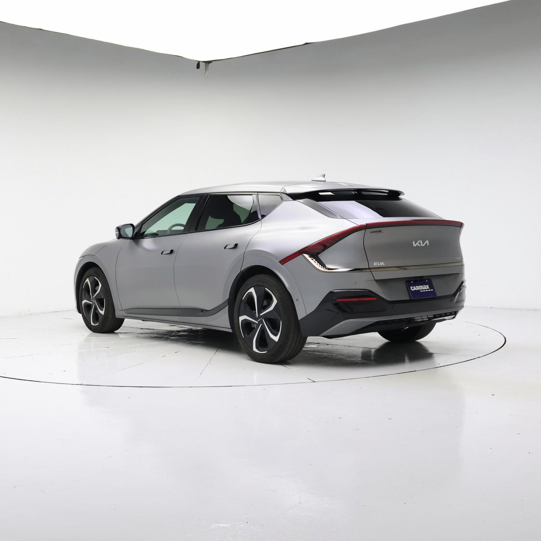 Thumbnail: 2023 Kia EV6 - 2
