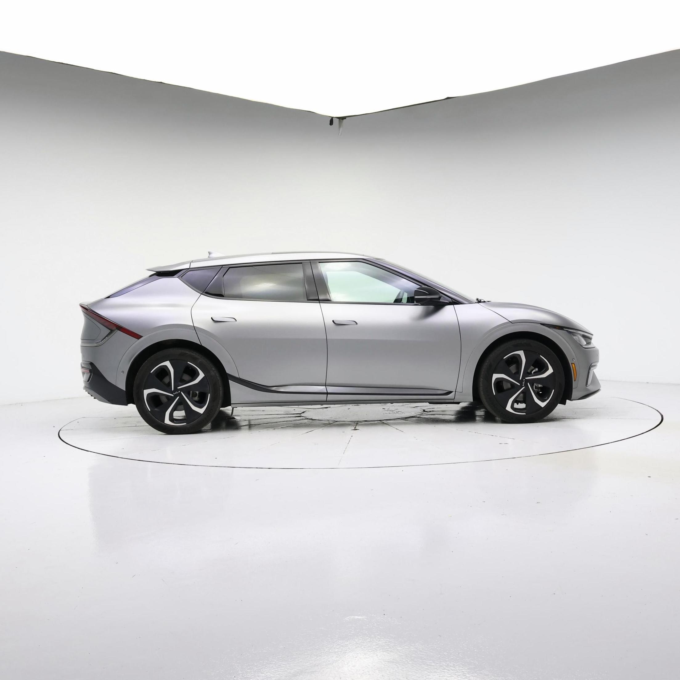 Thumbnail: 2023 Kia EV6 - 7