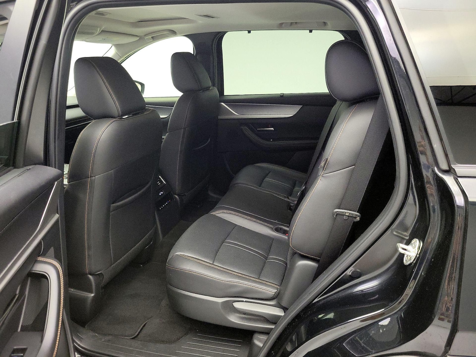 Rear Air Conditioning