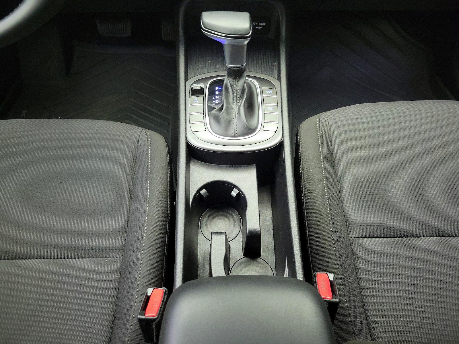 2024 Hyundai Kona SEL - Photo 18