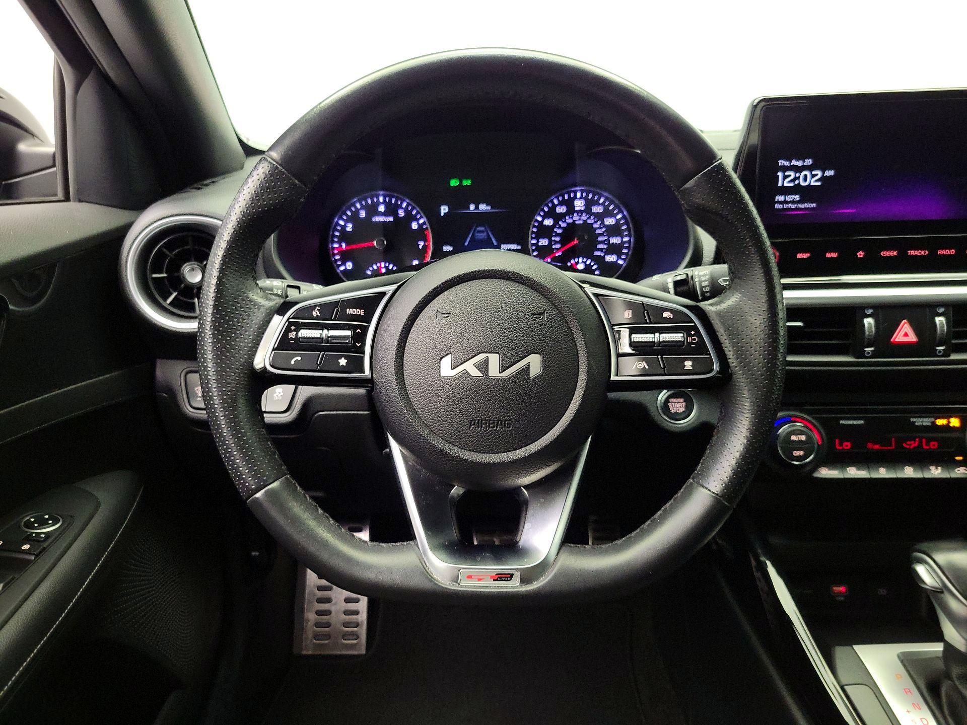Thumbnail: 2023 Kia Forte - 10