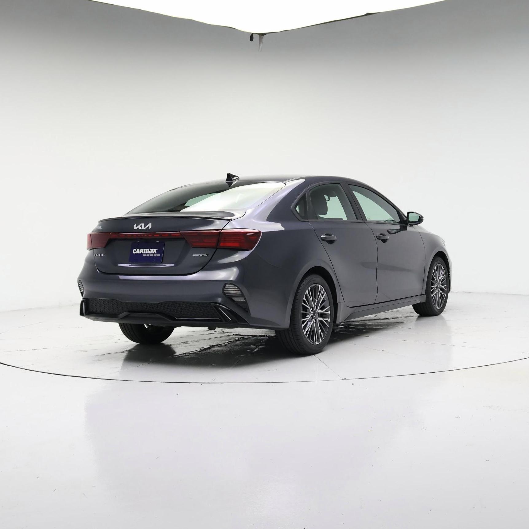 Thumbnail: 2023 Kia Forte - 8