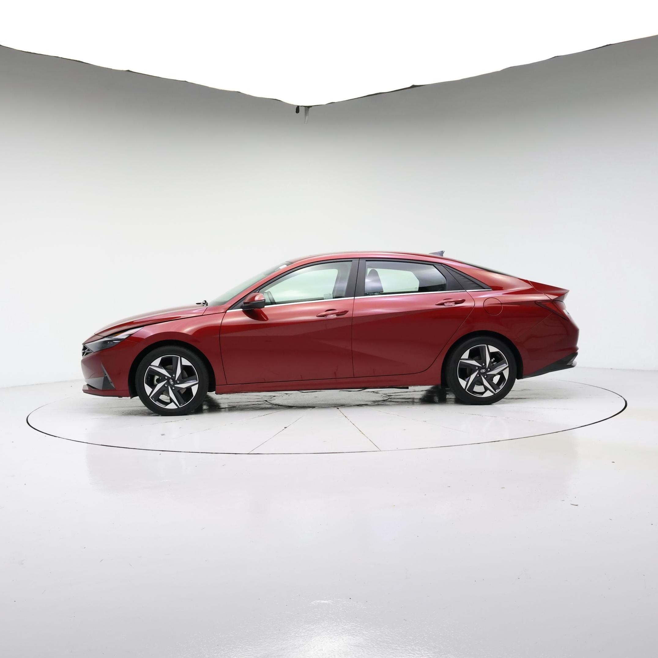 Thumbnail: 2023 Hyundai Elantra - 3
