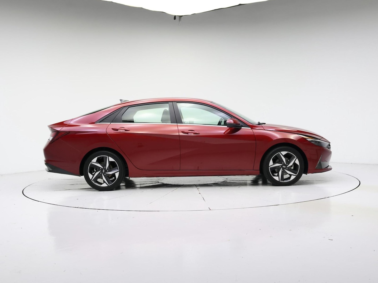 2023 Hyundai Elantra Limited - Photo 8