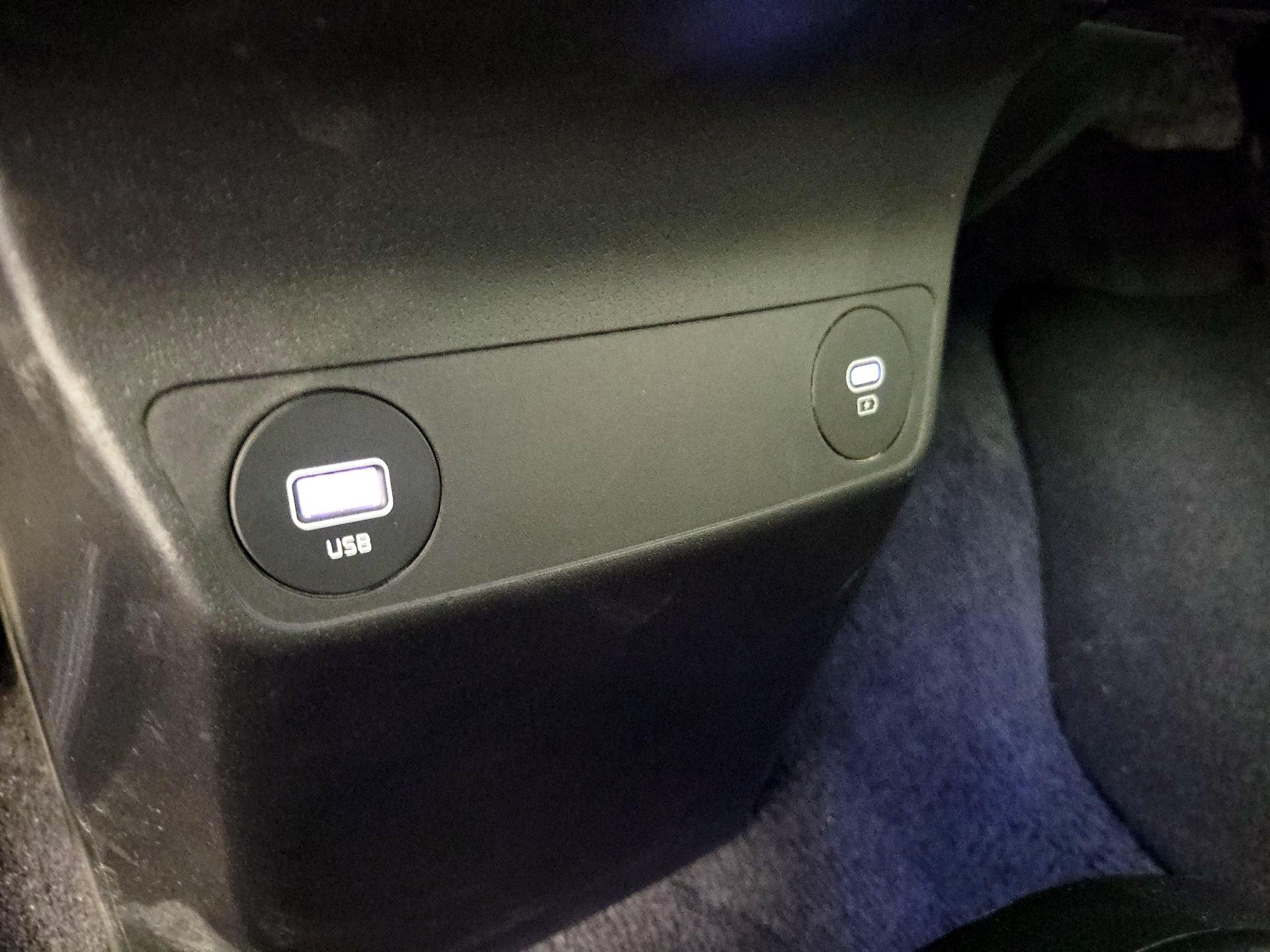 Thumbnail: 2024 Kia EV6 - 19