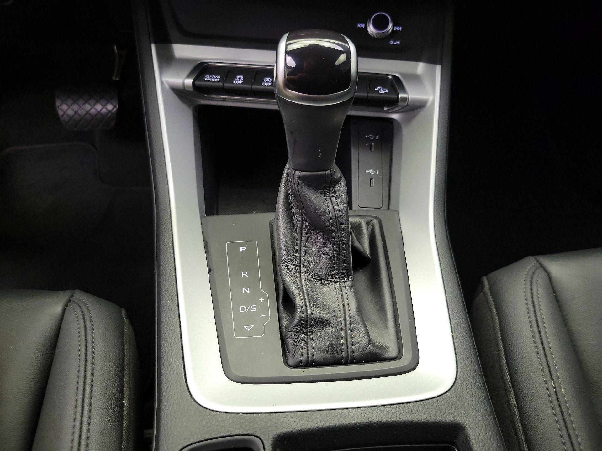 Thumbnail: 2023 Audi Q3 - 17