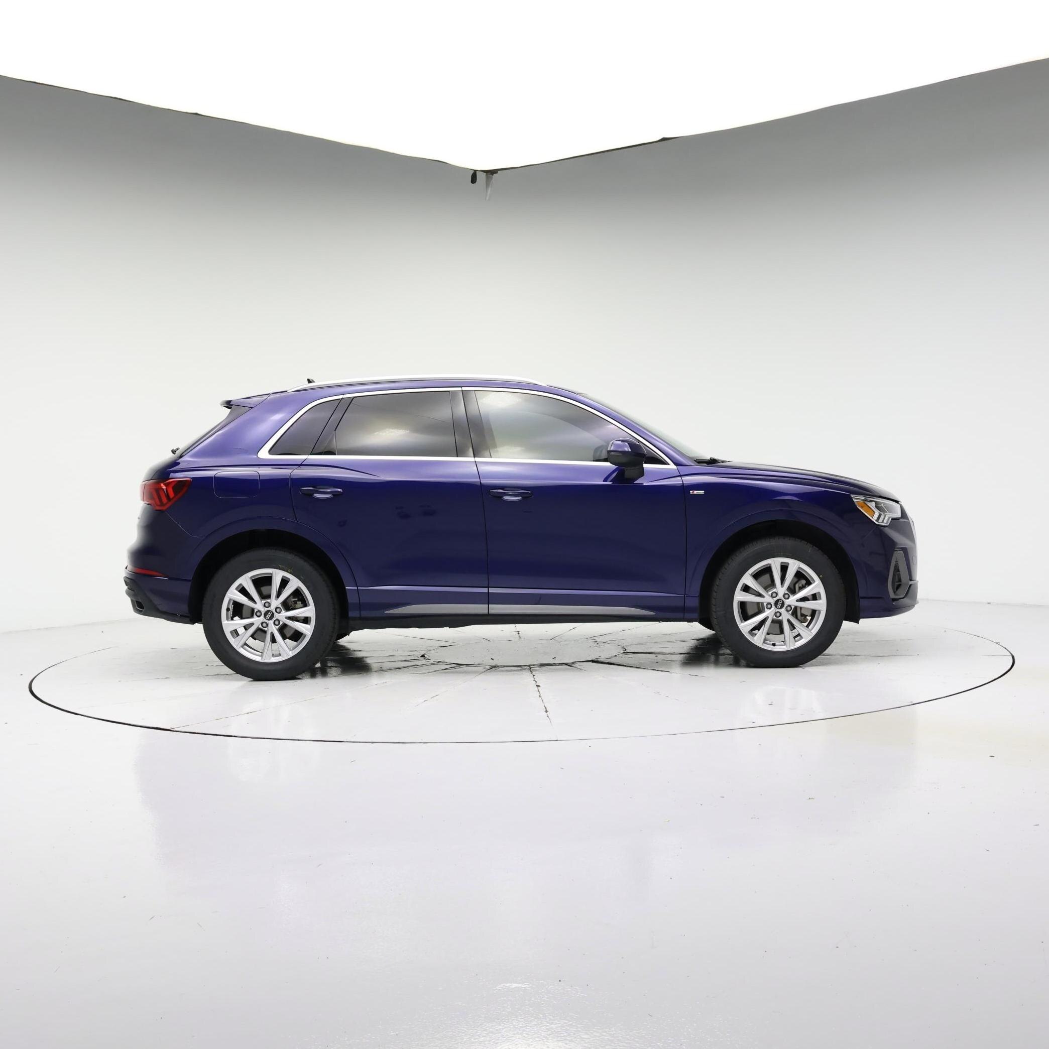 Thumbnail: 2023 Audi Q3 - 7