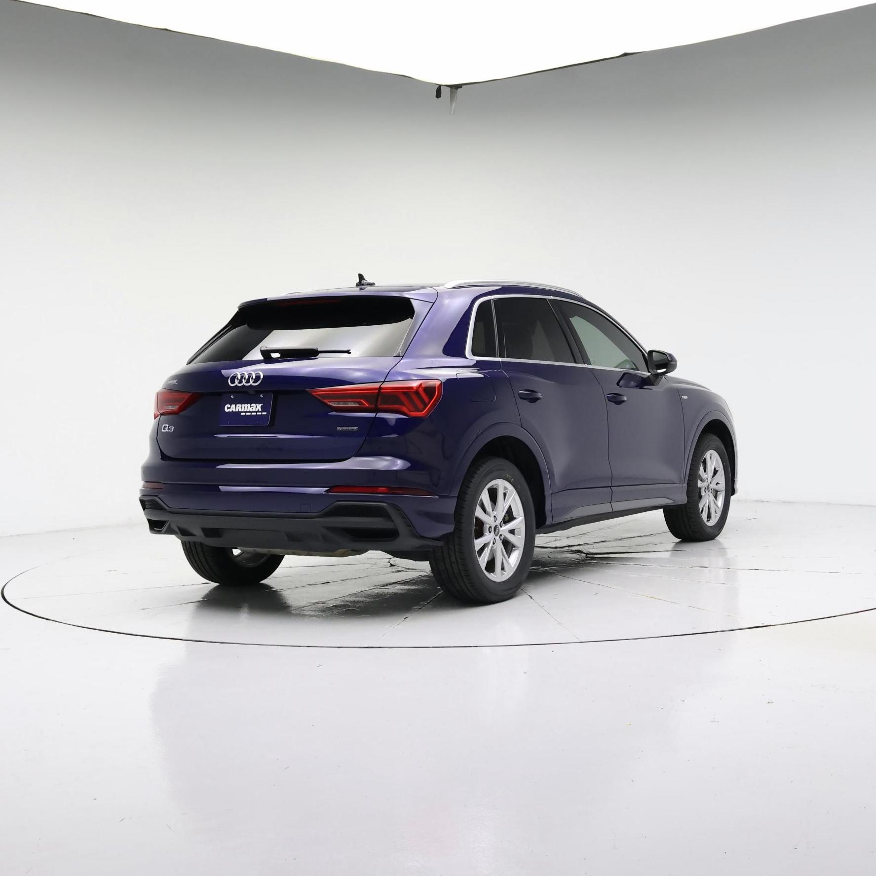 Thumbnail: 2023 Audi Q3 - 8