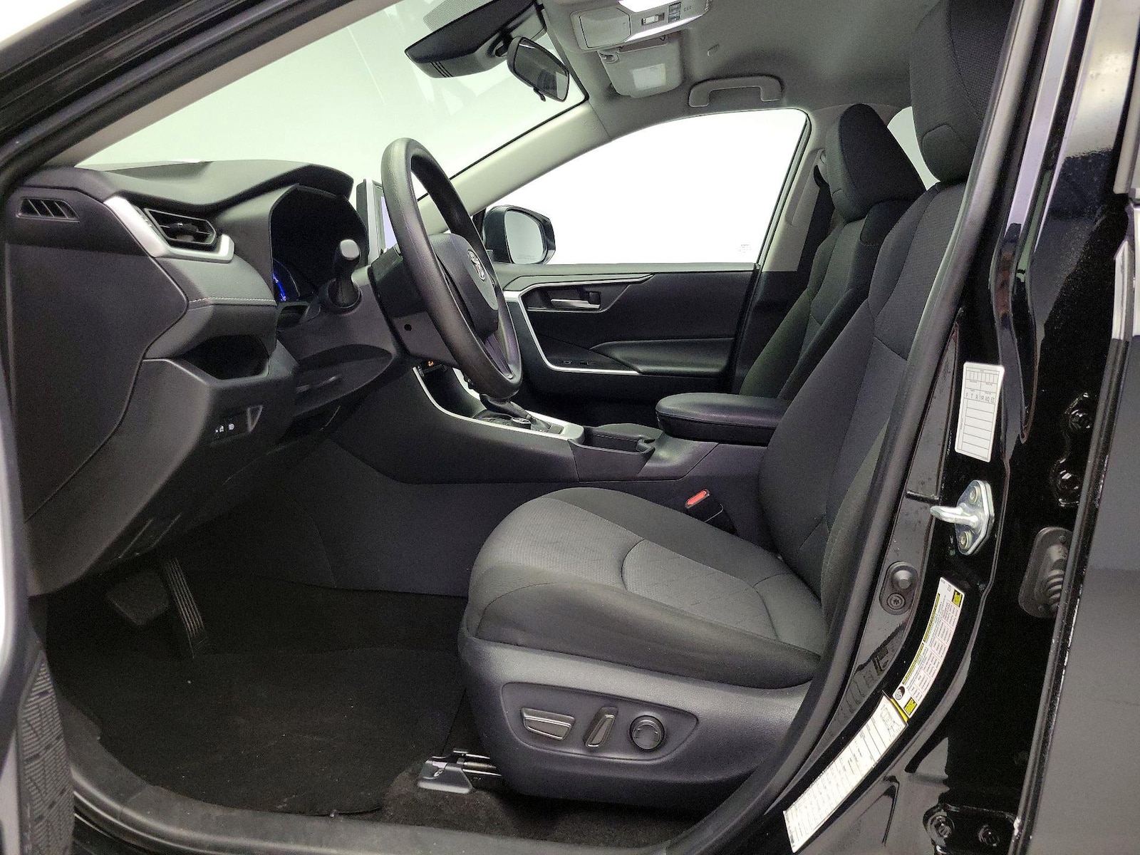 Power Seat(s) & Side Airbags