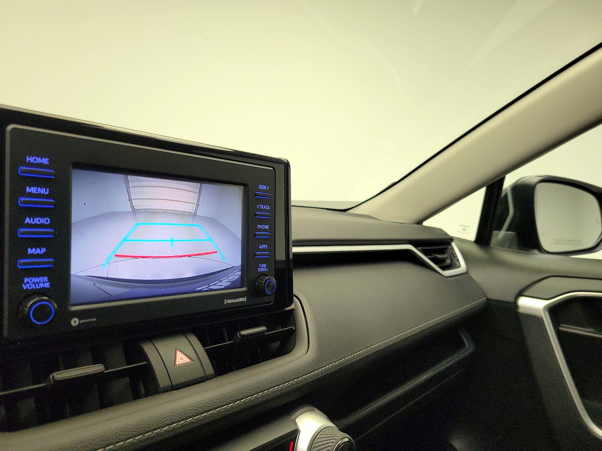 Thumbnail: 2022 Toyota RAV4 - 14