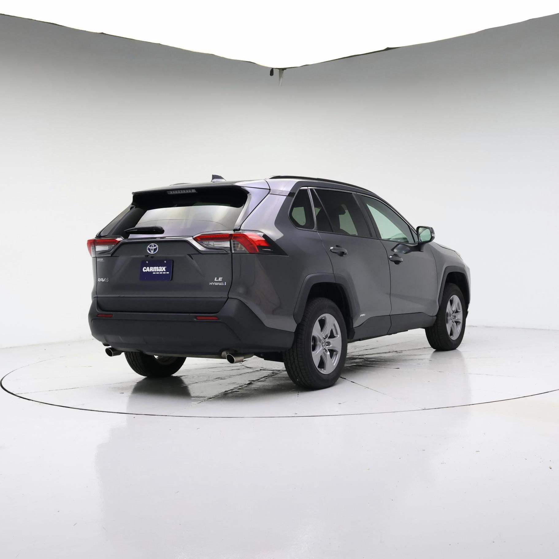 Thumbnail: 2022 Toyota RAV4 - 8