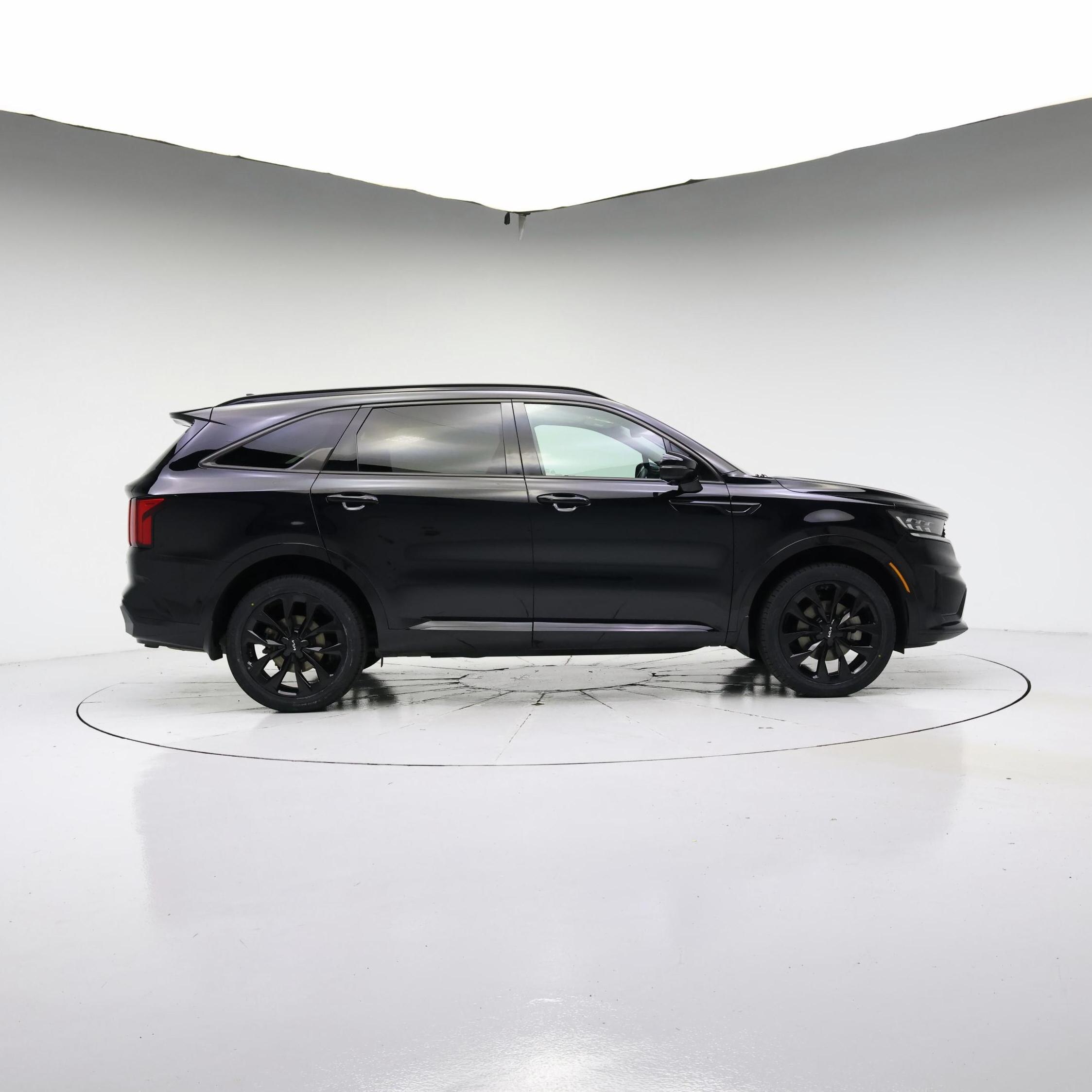 Thumbnail: 2023 Kia Sorento - 7