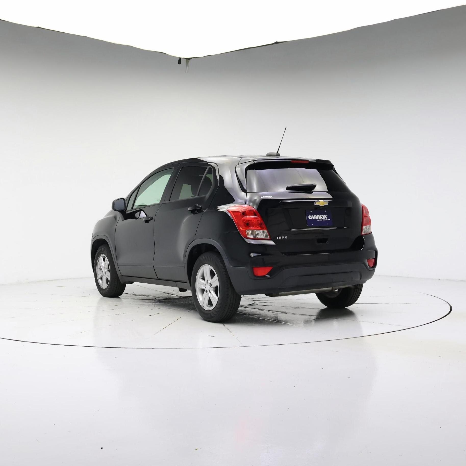 Thumbnail: 2020 Chevrolet Trax - 2