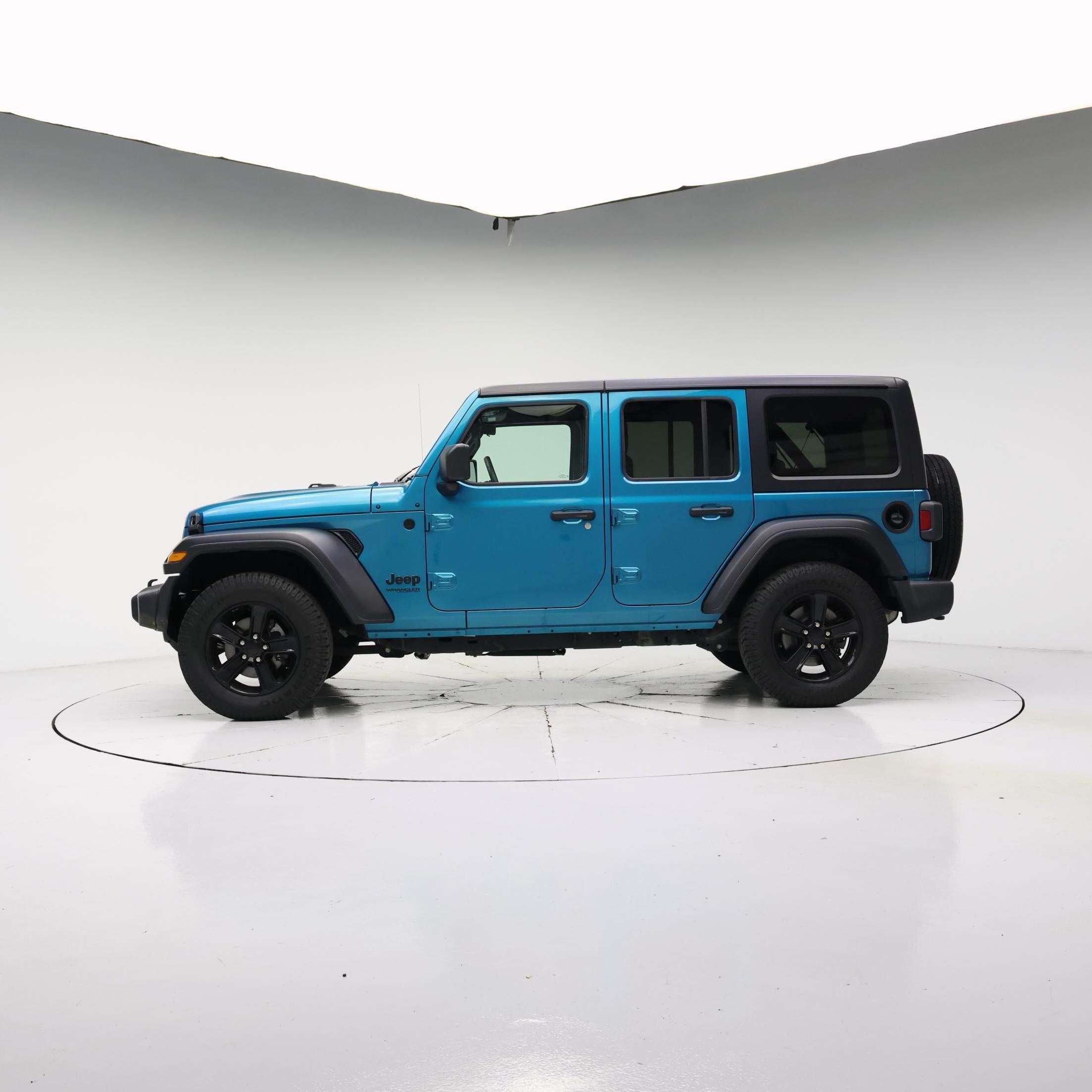 Thumbnail: 2020 Jeep Wrangler - 3