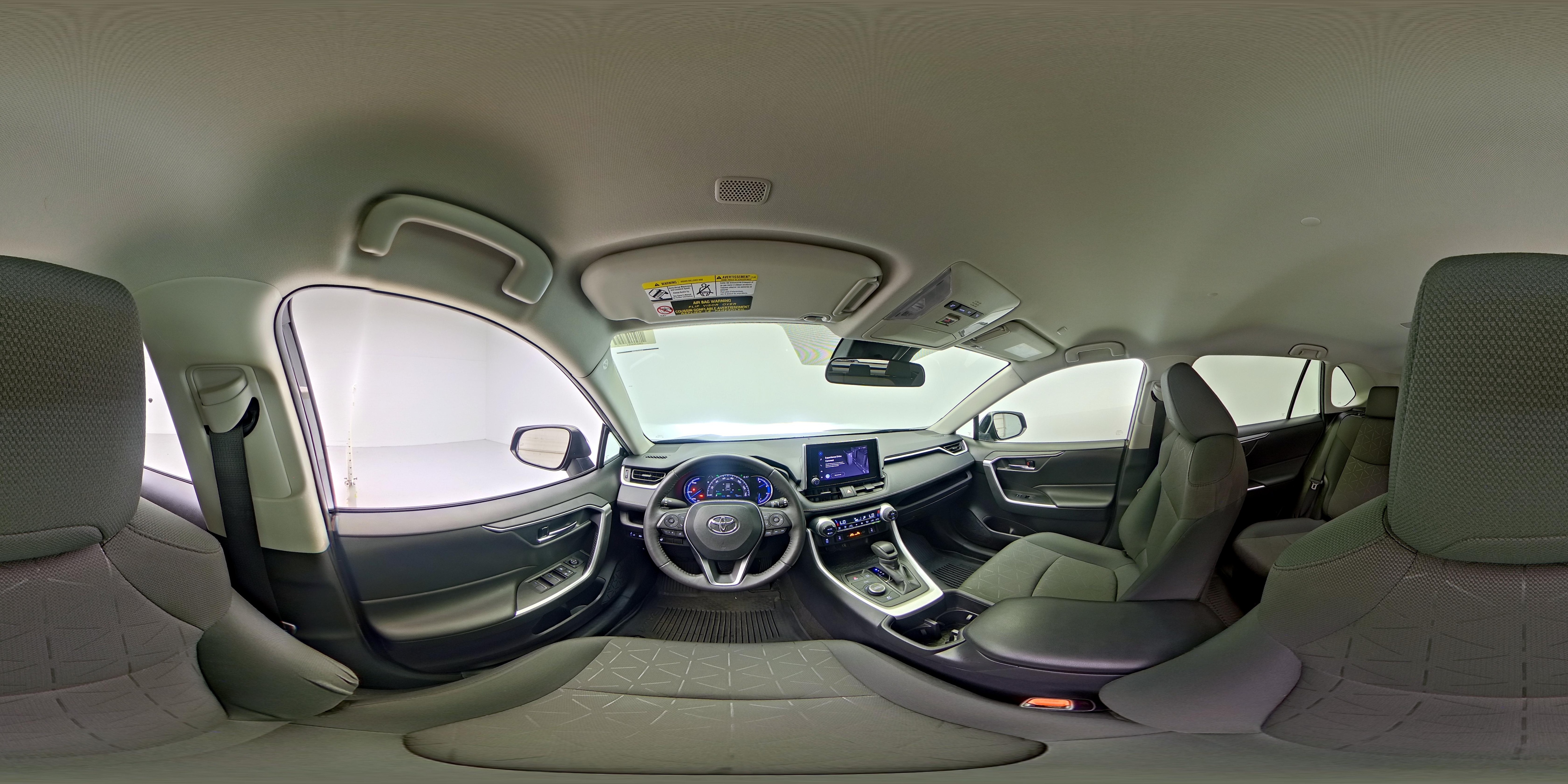 2024 Toyota RAV4 XLE - Photo 26