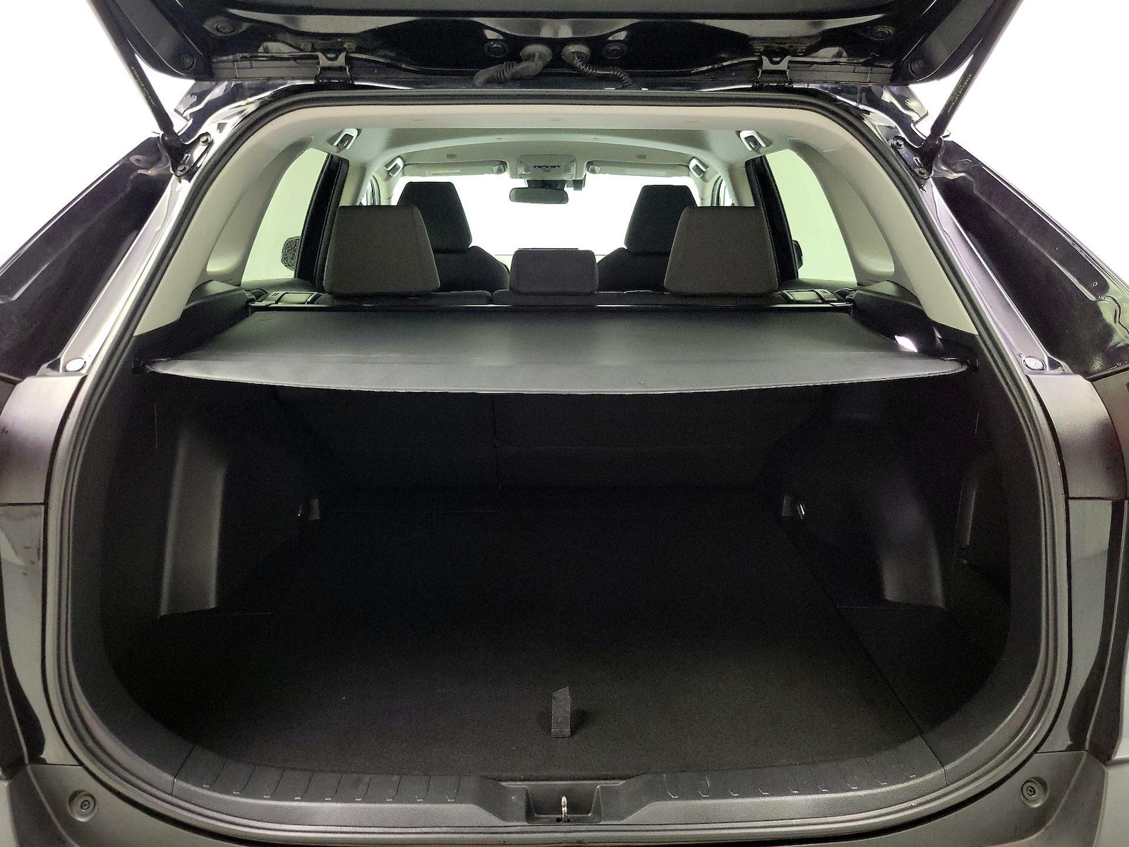 2024 Toyota RAV4 XLE - Photo 21