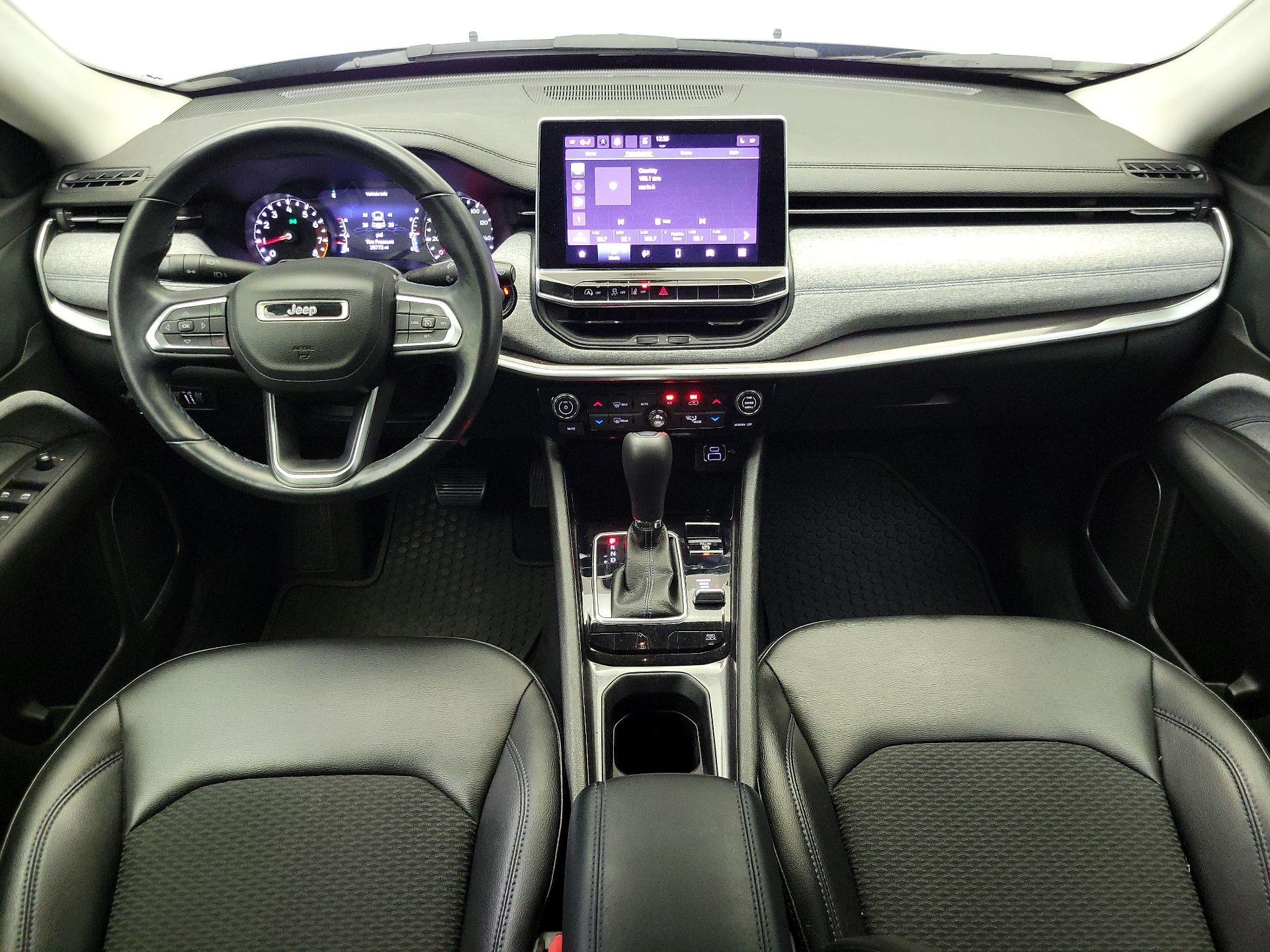 Thumbnail: 2022 Jeep Compass - 9