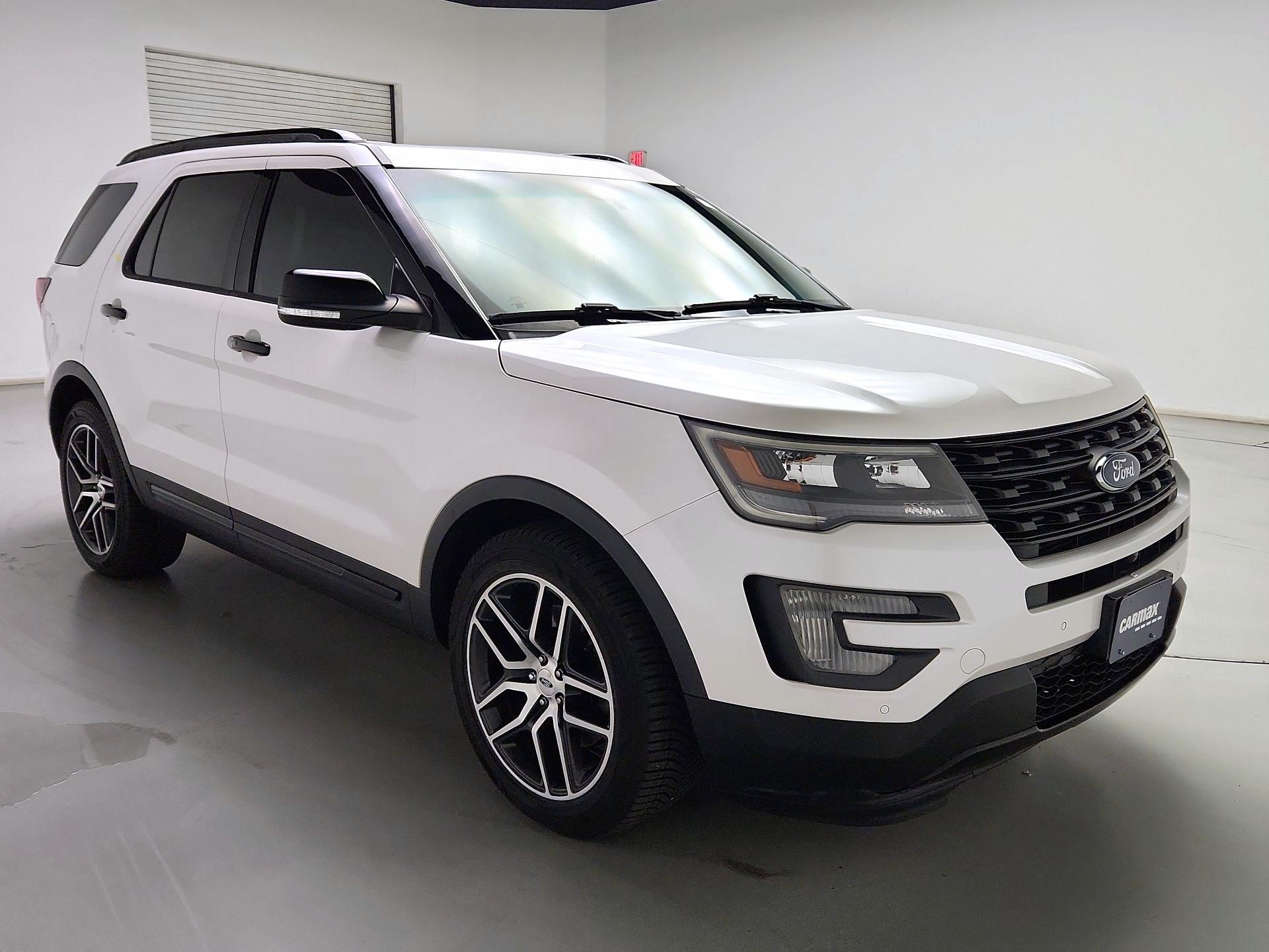 Thumbnail: 2017 Ford Explorer - 1