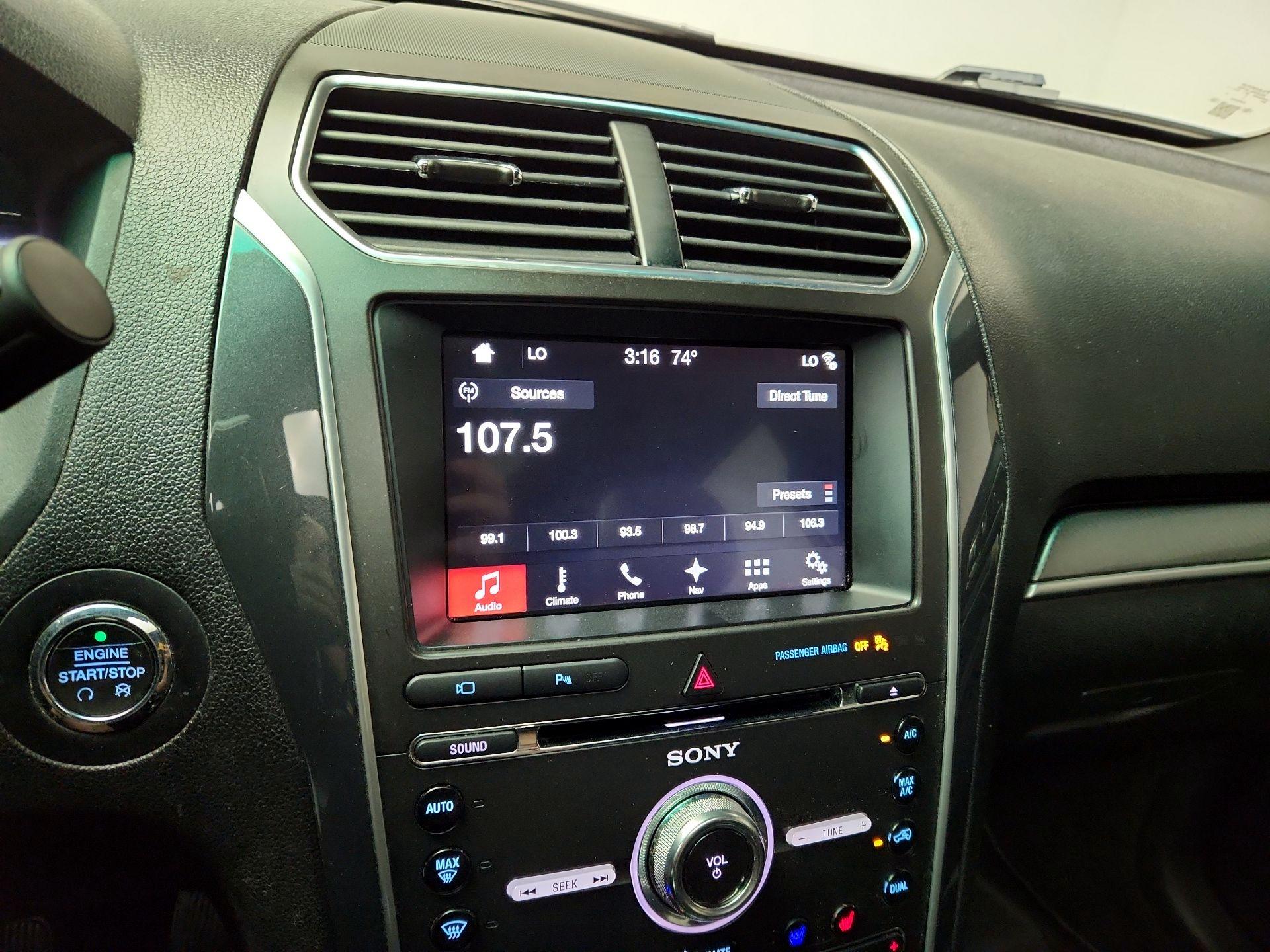 Thumbnail: 2017 Ford Explorer - 14