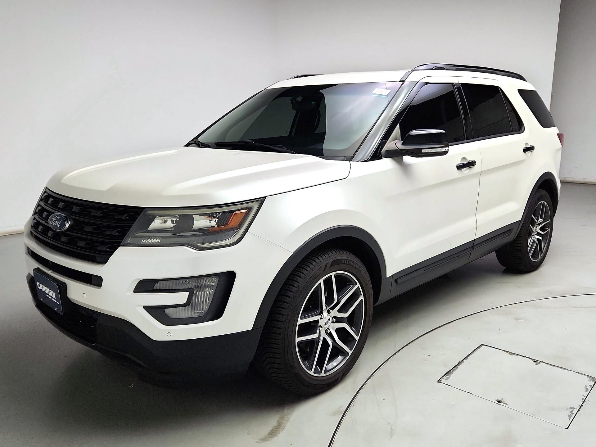 Thumbnail: 2017 Ford Explorer - 3