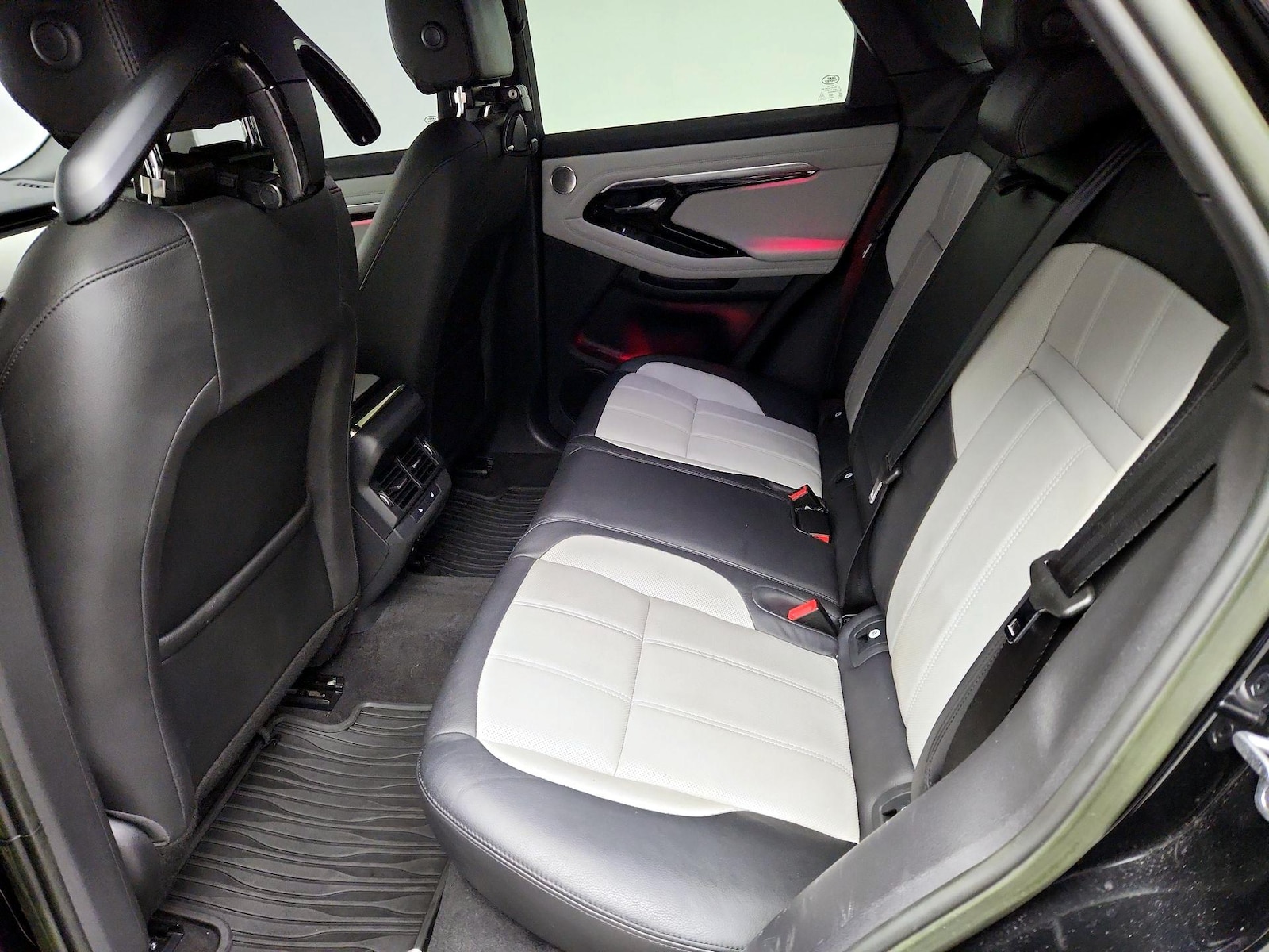 2023 Land Rover Range Rover Evoque SE - Photo 20