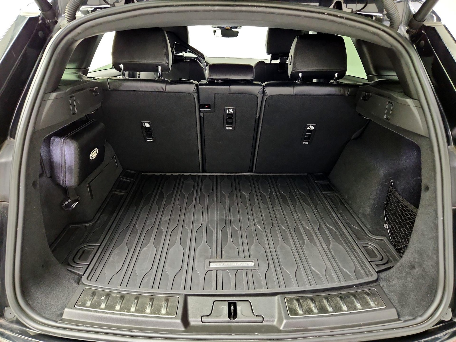 2023 Land Rover Range Rover Evoque SE - Photo 21