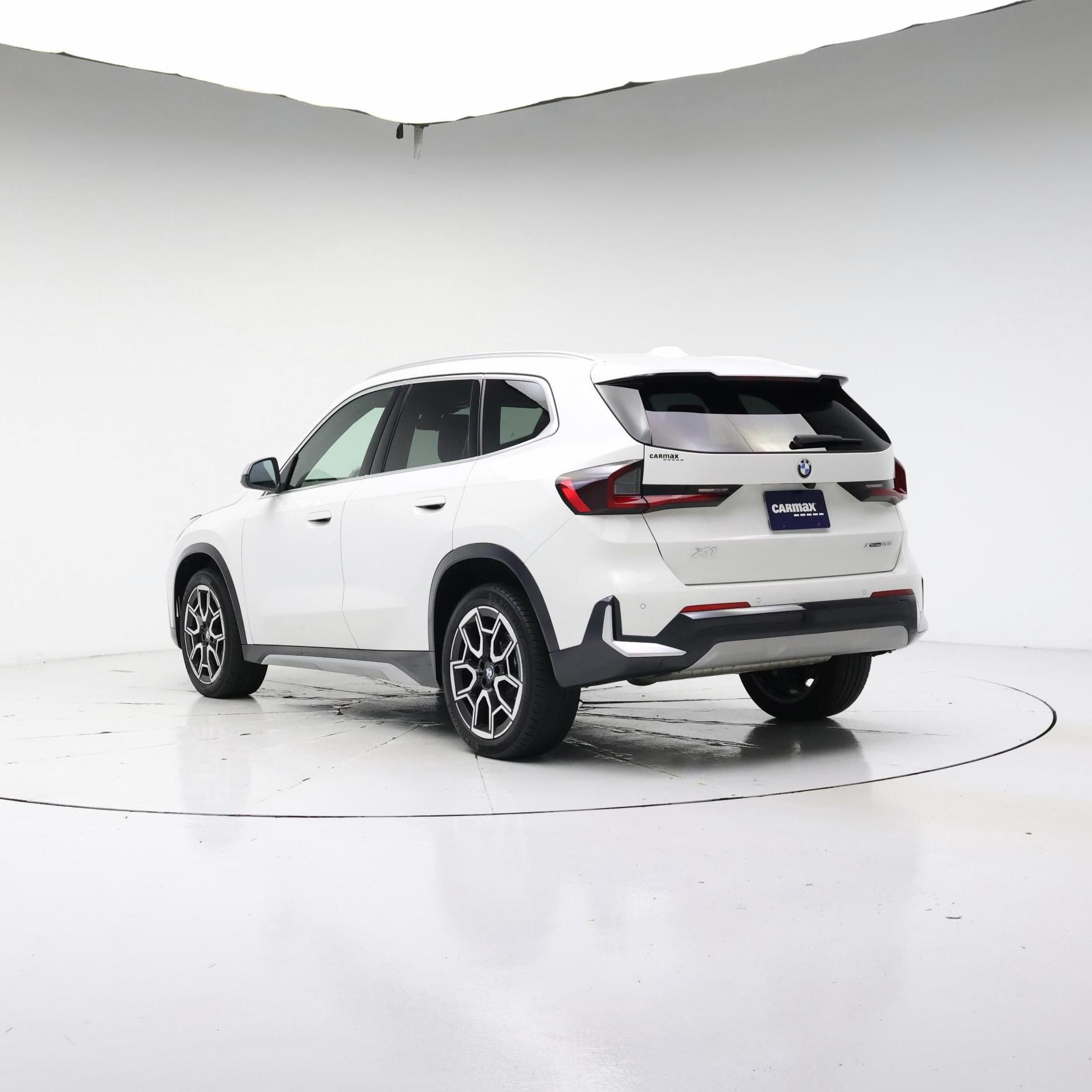 Thumbnail: 2024 BMW X1 - 2