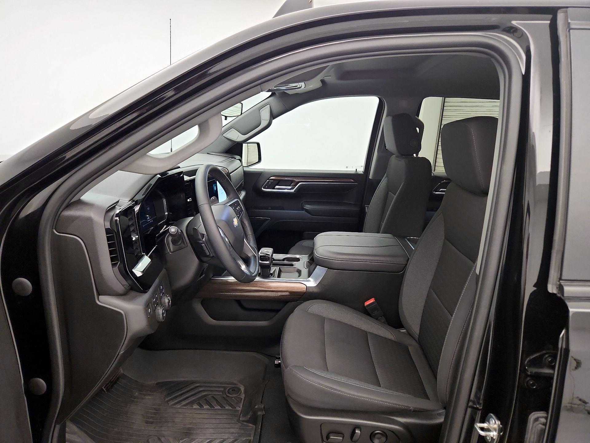 Thumbnail: 2023 Chevrolet Silverado 1500 - 11