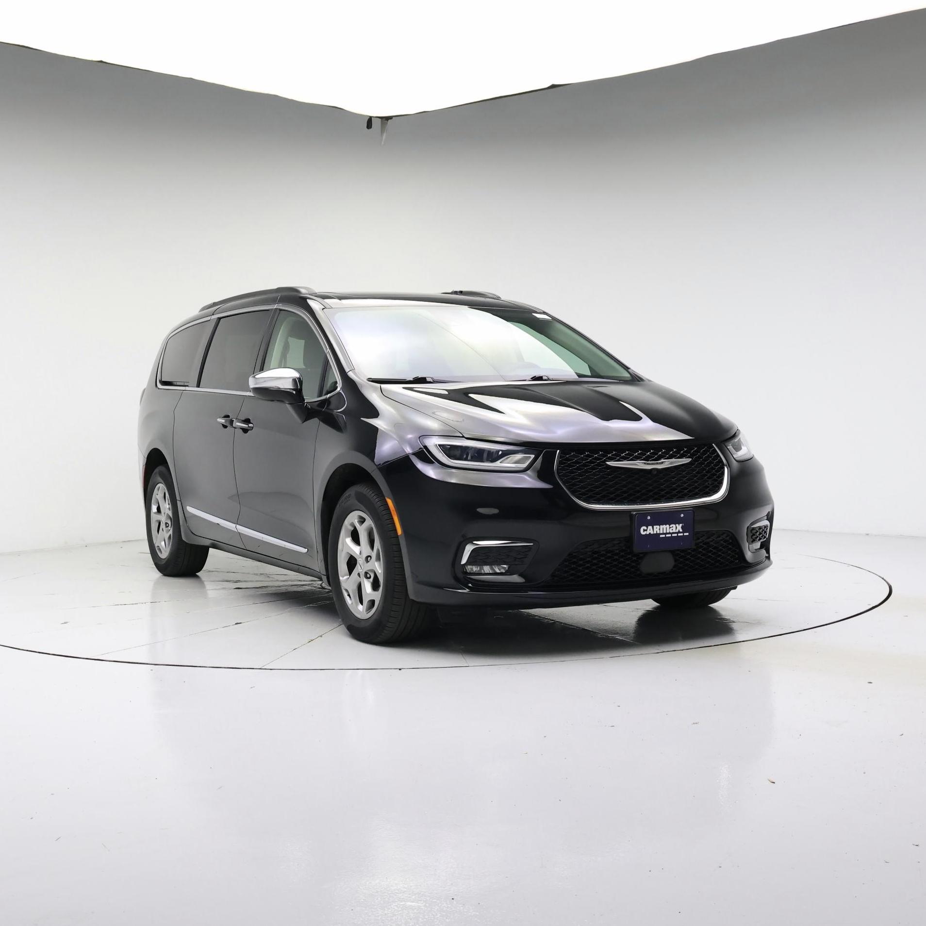 Black 2023 Chrysler Pacifica Minivan All-Wheel Drive Automatic
