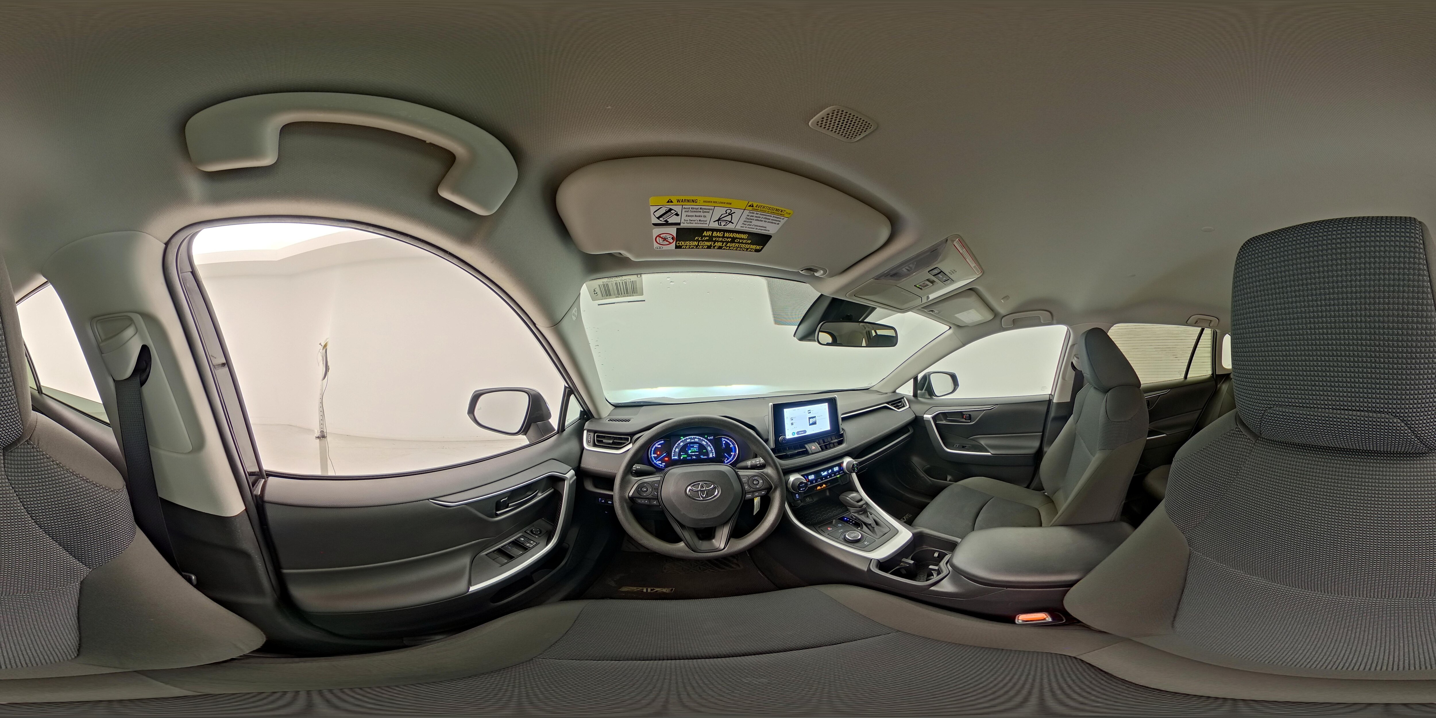 2023 Toyota RAV4 LE - Photo 26