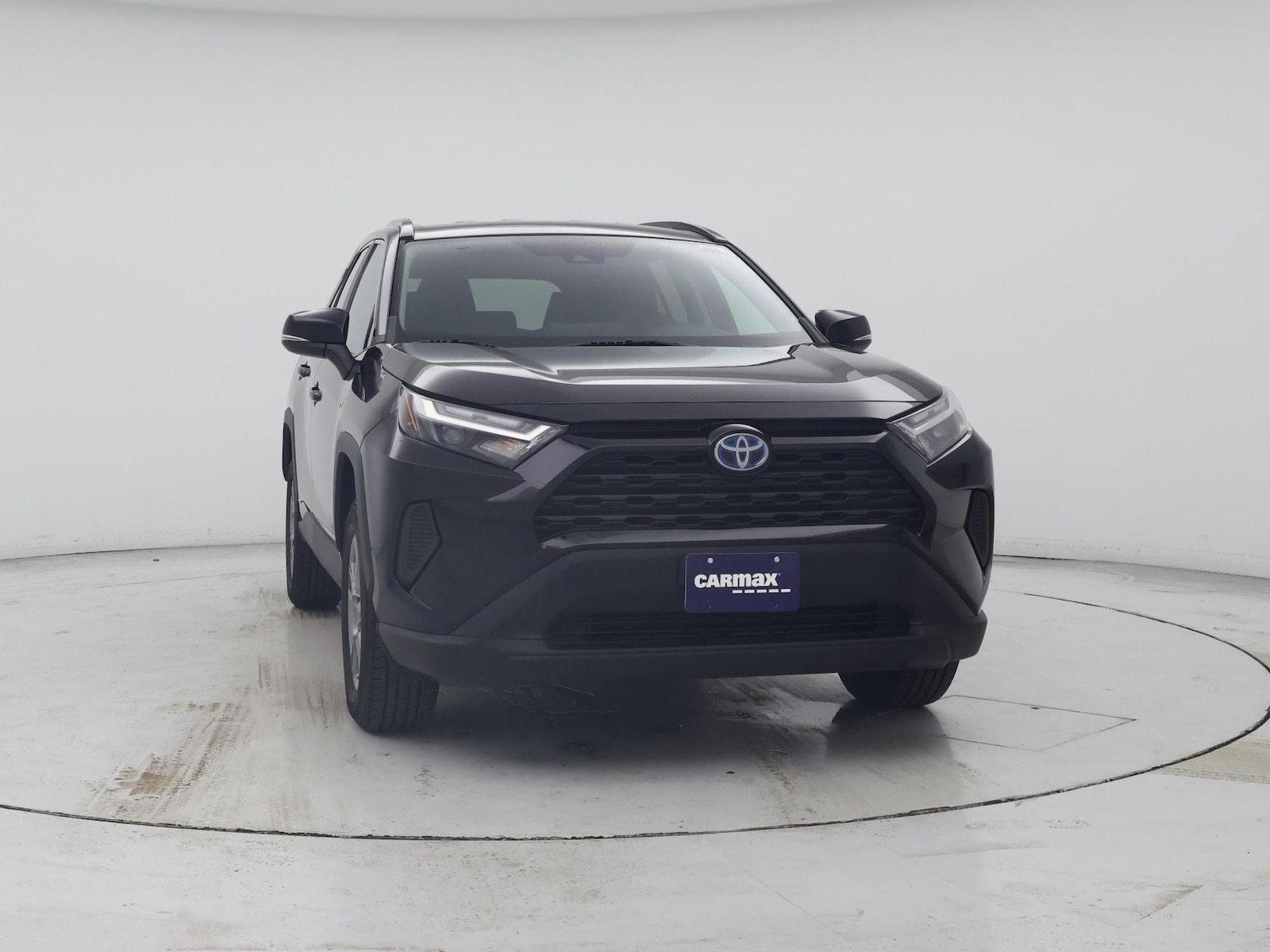 2023 Toyota RAV4 LE - Photo 6