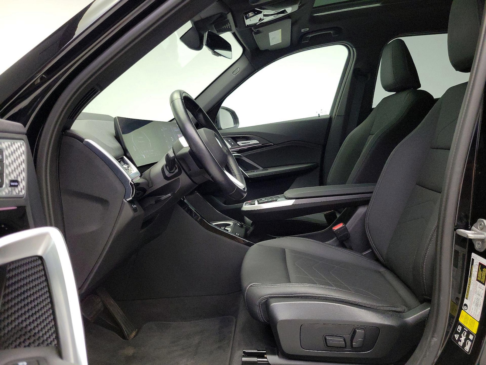 2023 BMW X1 28i - Photo 12
