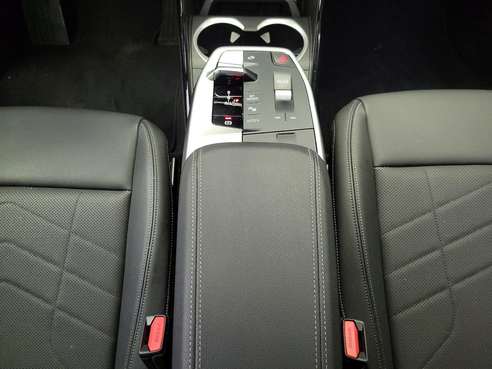 2023 BMW X1 28i - Photo 19