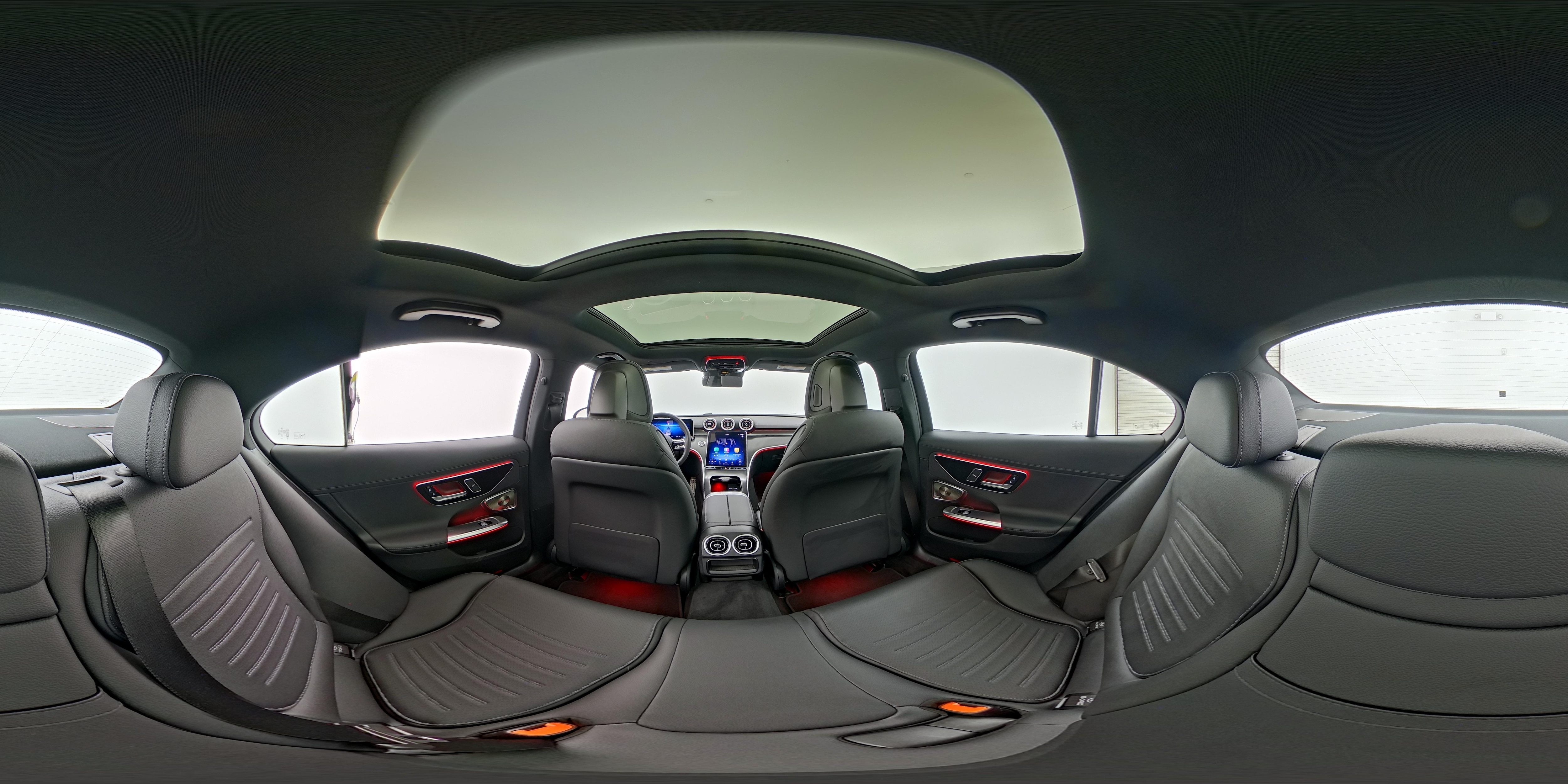 2025 Mercedes-Benz C-Class Sedan C 300 - Photo 28