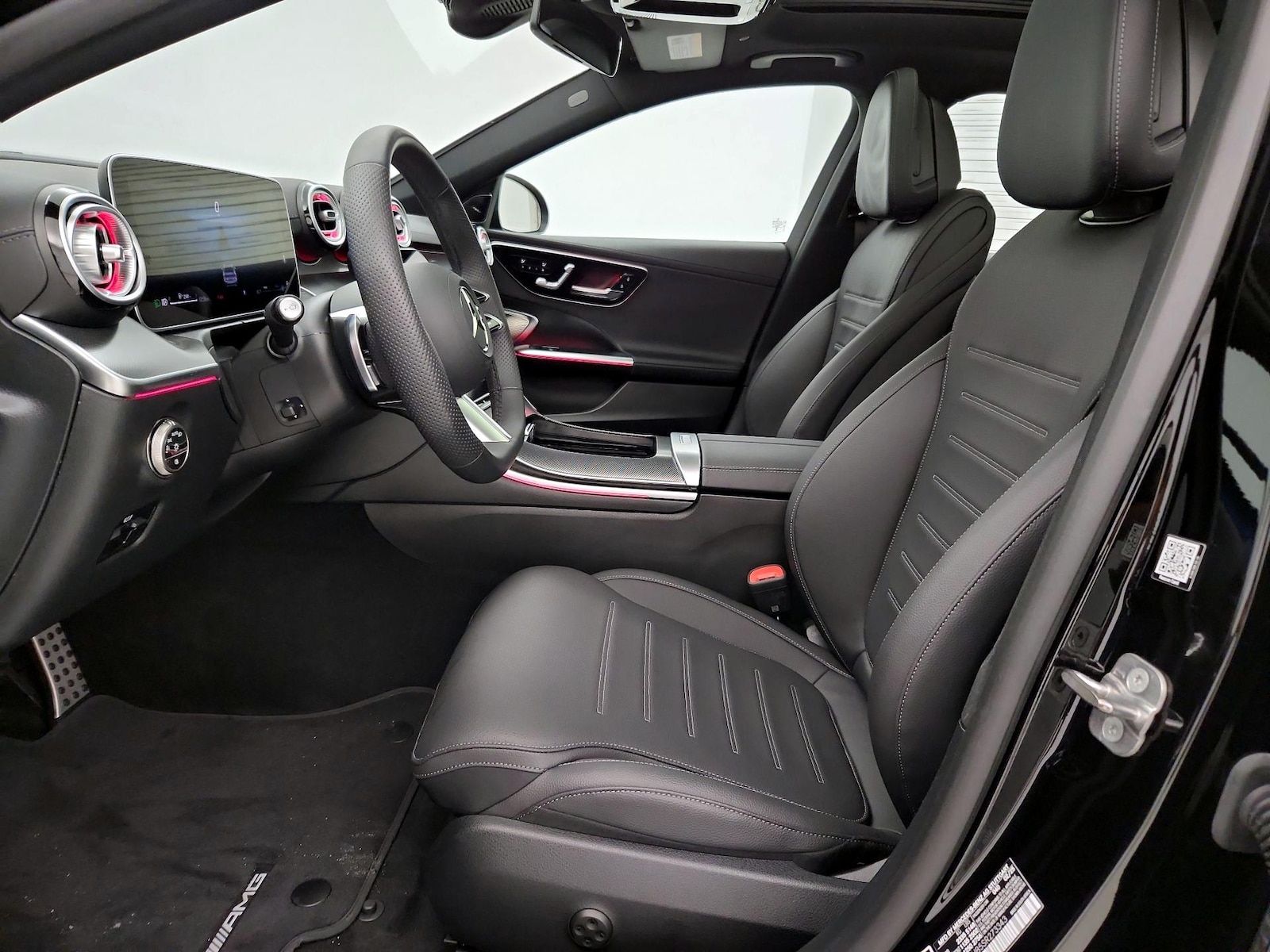 2025 Mercedes-Benz C-Class Sedan C 300 - Photo 12