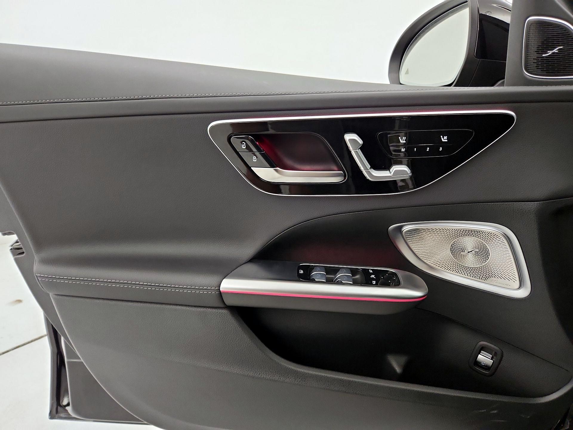 Thumbnail: 2025 Mercedes-Benz C-Class - 12