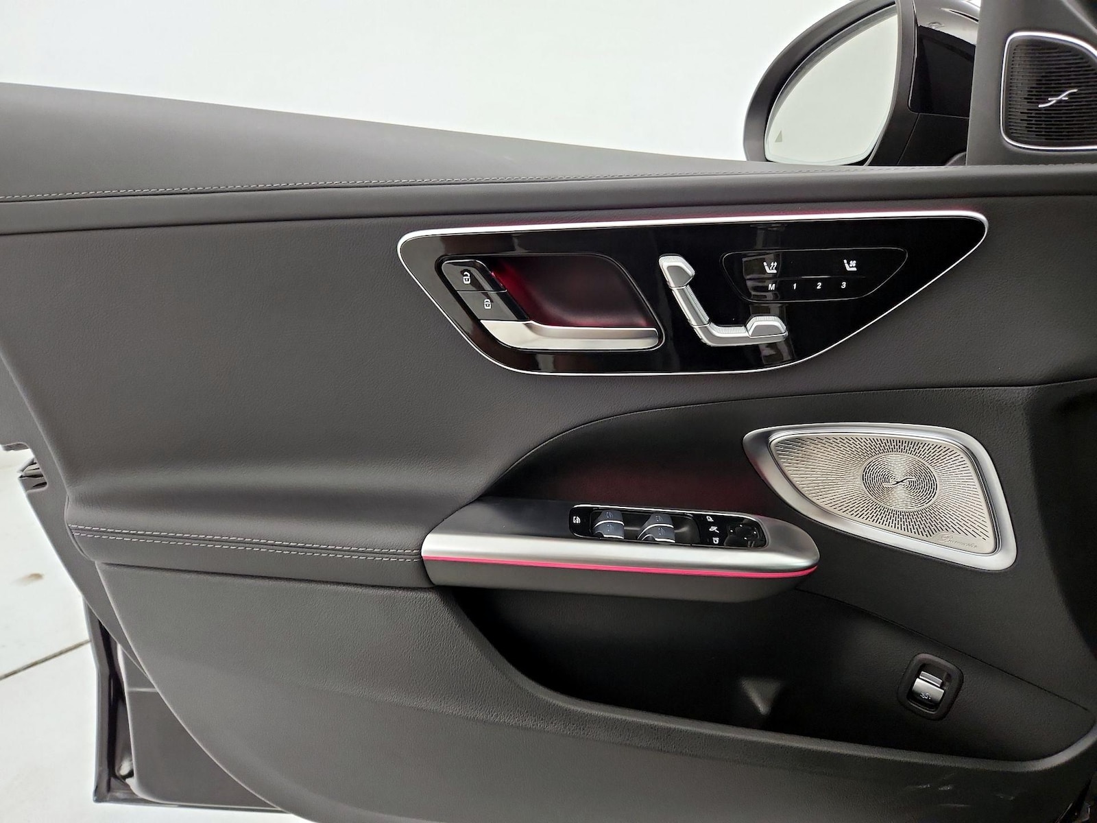 2025 Mercedes-Benz C-Class Sedan C 300 - Photo 13