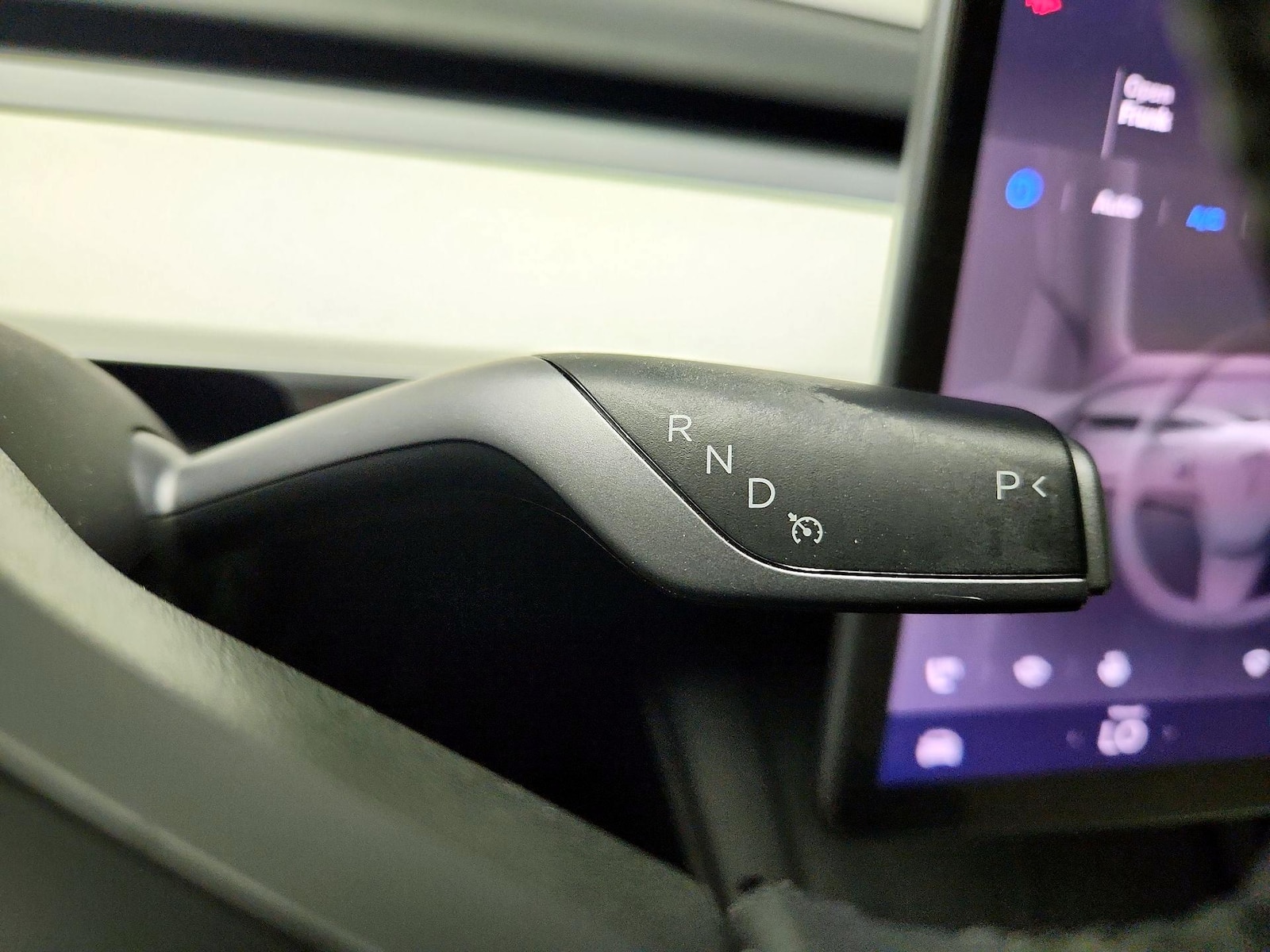 2024 Tesla Model Y Long Range - Photo 16