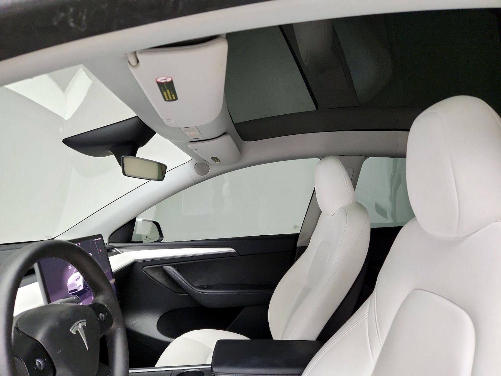 2024 Tesla Model Y Long Range - Photo 17