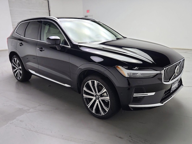 2023 Volvo XC60 Recharge PHEV T8 Ultimate Bright Theme