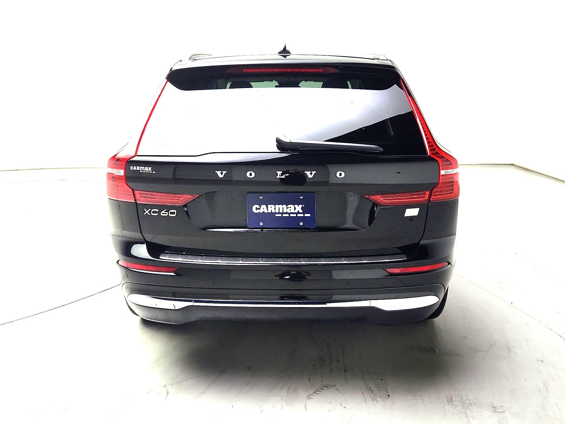 Thumbnail: 2023 Volvo XC60 - 6