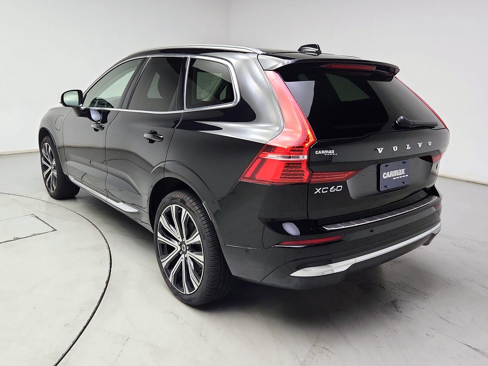 Thumbnail: 2023 Volvo XC60 - 7