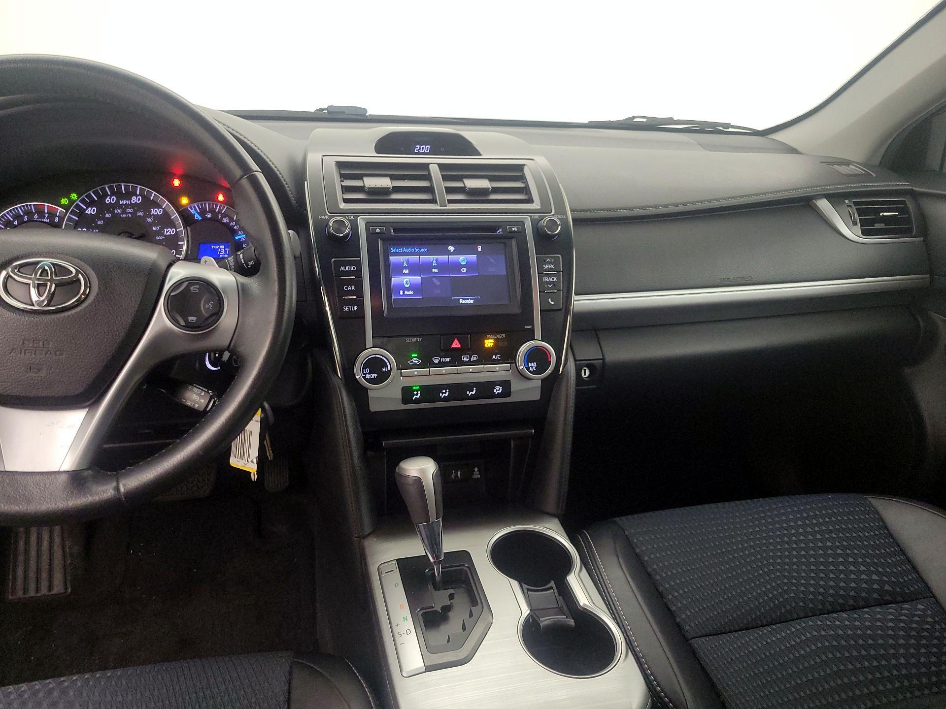 Thumbnail: 2014 Toyota Camry - 9